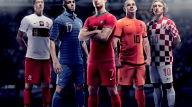 Nike reconsidera su estrategia: recortar el presupuesto del fútbol en 2.000 millones de dólares