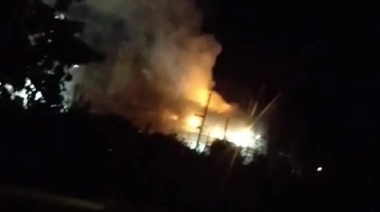 Explotó un reactor en San Nicolás: hay un operario herido y temor por los gases tóxicos