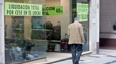 Consultoras estiman una caída del consumo de entre el 6 y 8% durante este año