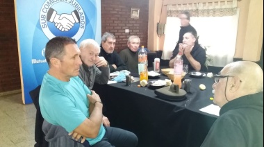Hermoso reencuentro de futbolistas de Sarmiento de los ciclos ‘75 y ‘77