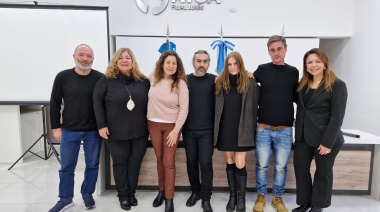 Comenzó el programa educativo de la Bienal Posverso
