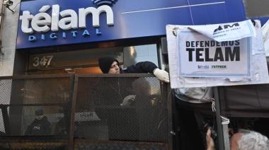 Tres días después de dejarlos regresar a sus empleos, el Gobierno vuelve a dispensar a los trabajadores de Télam