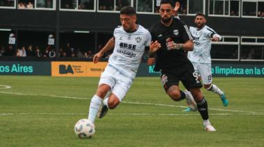 Riestra le ganó por la mínima a Central Córdoba una final anticipada por el descenso