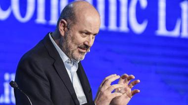 Sturzenegger anunció que los empresarios podrán echar empleados como y cuando se les ocurra