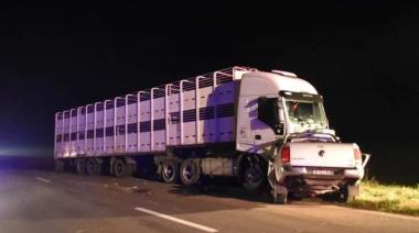 Un reconocido médico de Bragado se mató al chocar de frente contra un camión