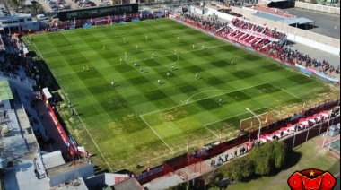 Por pedido de Insúa, Barracas recibirá a Banfield en el estadio de Riestra