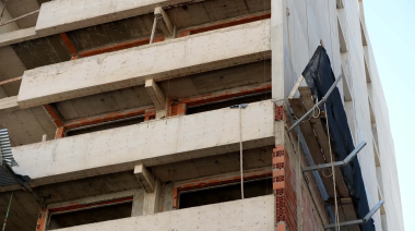 Estafa en La Plata: Grupo de vecinos denuncia haber invertido en una obra que nunca terminó de construirse