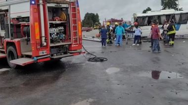 Choque entre un camión y una combi en ruta 7: 4 muertos y más de 15 heridos