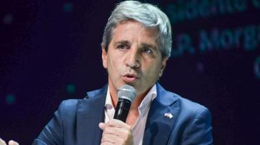El Gobierno deja de cobrar el 95% del 'Impuesto País' para importadores y busca que bajen los precios