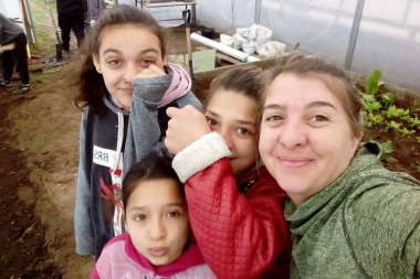 Proyecto “Sembrando  ConCiencia” en la EES  Nº 12 “Héroes de  Malvinas”