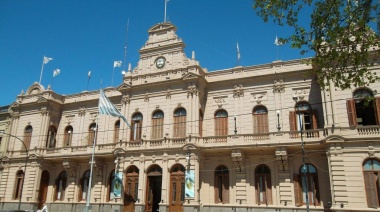 Chivilcoy: Britos anunció un "bono de reyes" de 100 mil pesos para los municipales