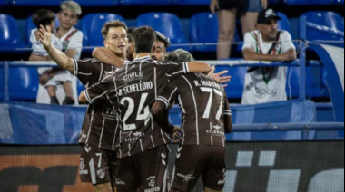 Platense le ganó a Vélez