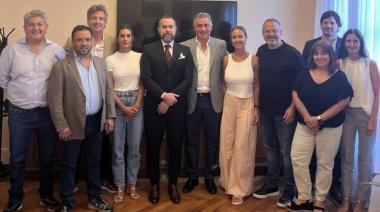Pareja suma un alfil más en la provincia: Cernadas saltó a La Libertad Avanza en Tigre