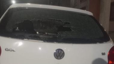 Graves incidentes entre barras de Sarmiento en las inmediaciones del Eva Perón