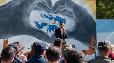 Carlos Ferraris: "Sientan vergüenza como la siento yo, porque en el discurso del presidente se reconoció más a los kelpers que a nuestros veteranos”