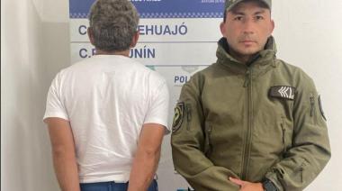Le secuestraron los caballos que estaban en la calle, agredió a la policía y terminó preso