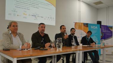 Con otro “experimento” Petrecca gana tiempo frente a la bronca chacarera