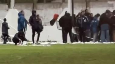 El clásico entre Estación y Ministerio terminó en escándalo: Corridas, piedrazos y destrozos