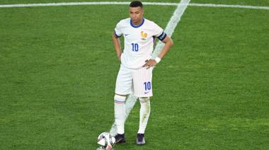 Kylian Mbappé fue internado en EEUU