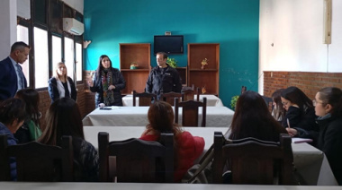 Estudiantes de Trabajo Social visitaron la Unidad 13