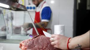 Drástica caída en el consumo de carne y pollo en supermercados de la provincia de Buenos Aires