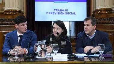 La comisión de jubilaciones se les fue de las manos a los libertarios y avanza el proyecto en el Senado