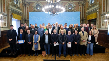 Kicillof reunió intendentes para fortalecer un programa de UNICEF