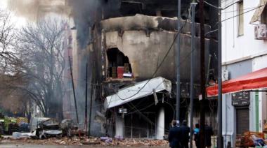 Imputaron a la dueña del depósito platense incendiado y los vecinos todavía no pueden volver a sus hogares