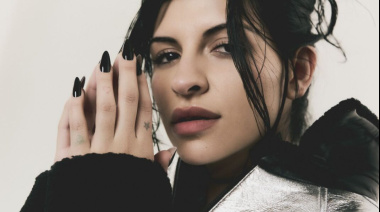 Cazzu, hizo historia: 'Con otra' superó a Lady Gaga y es la más vista en Youtube en todo el mundo