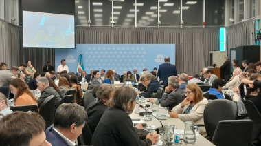 La oposición logró avanzar con el dictamen del proyecto para redistribuir el impuesto a los combustibles