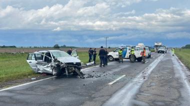 Choque frontal entre dos vehículos en la ruta nacional 7