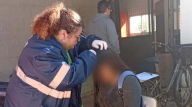 Locura en Junín: Una mujer atacó a cadenazos a la compañera de su hija en el salón de la escuela