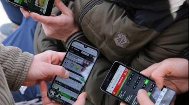 Diputados avanza con una ley para bloquear los sitios de apuestas en las escuelas