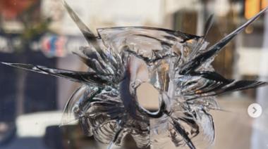 El centro de Junín es tierra de nadie: balean comercios y las cámaras no existen