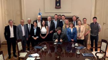 Milei flexibilizó las restricciones y ya no habrá destinos prohibidos para que los ministros viajen por vacaciones