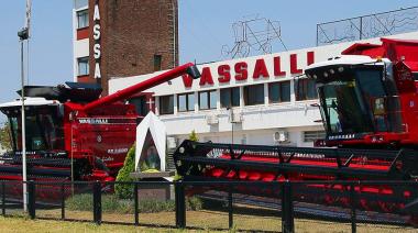 Tensiones en la fábrica de cosechadoras Vassalli por nuevos incumplimientos
