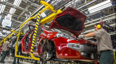 La producción automotriz sigue sin repuntar: cayó casi un 30% en noviembre