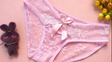 Bombacha rosa: Qué significa regalarla en Navidad y cuándo estrenarla