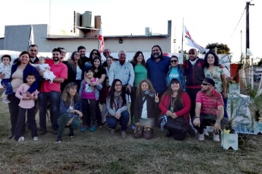 Baradel llegó a Junín para entregar casas