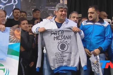 Mientras Moyano  reivindicaba al "Pata"  Medina, UOCRA cerraba  un acuerdo con Vidal