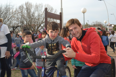 Se festejó el día del niño en Alberdi y Alem