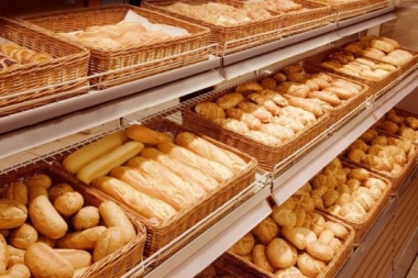 Desde el lunes aumenta el pan y el kilo rondará los 130 pesos