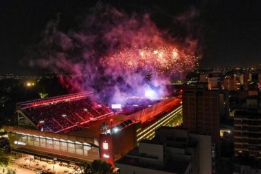 Imponente inauguración del estadio de Estudiantes