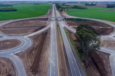 Autopista Ruta 7: Cuando la  ineficiencia allana un camino