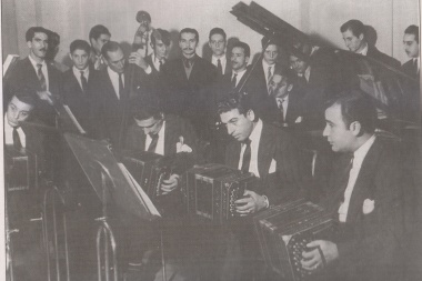 Juan Carlos Cobos, el gran cantor de Osvaldo Pugliese
