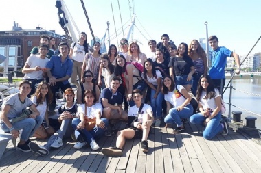 Estudiantes linqueños visitaron la Ciudad Autónoma de Buenos Aires
