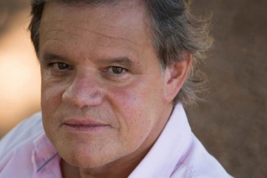 Explotan las redes por el supuesto romance entre Quique Sacco y la gobernadora