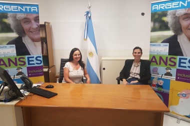Carolina Echeverría y Lucía Astudillo asumieron en las dos sedes de ANSeS Junín