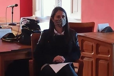 “Veo un Intendente temeroso, que decide en función de las presiones que recibe”