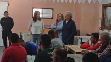 Sentido homenaje a preceptor del CENS de la Alcaidía Junín